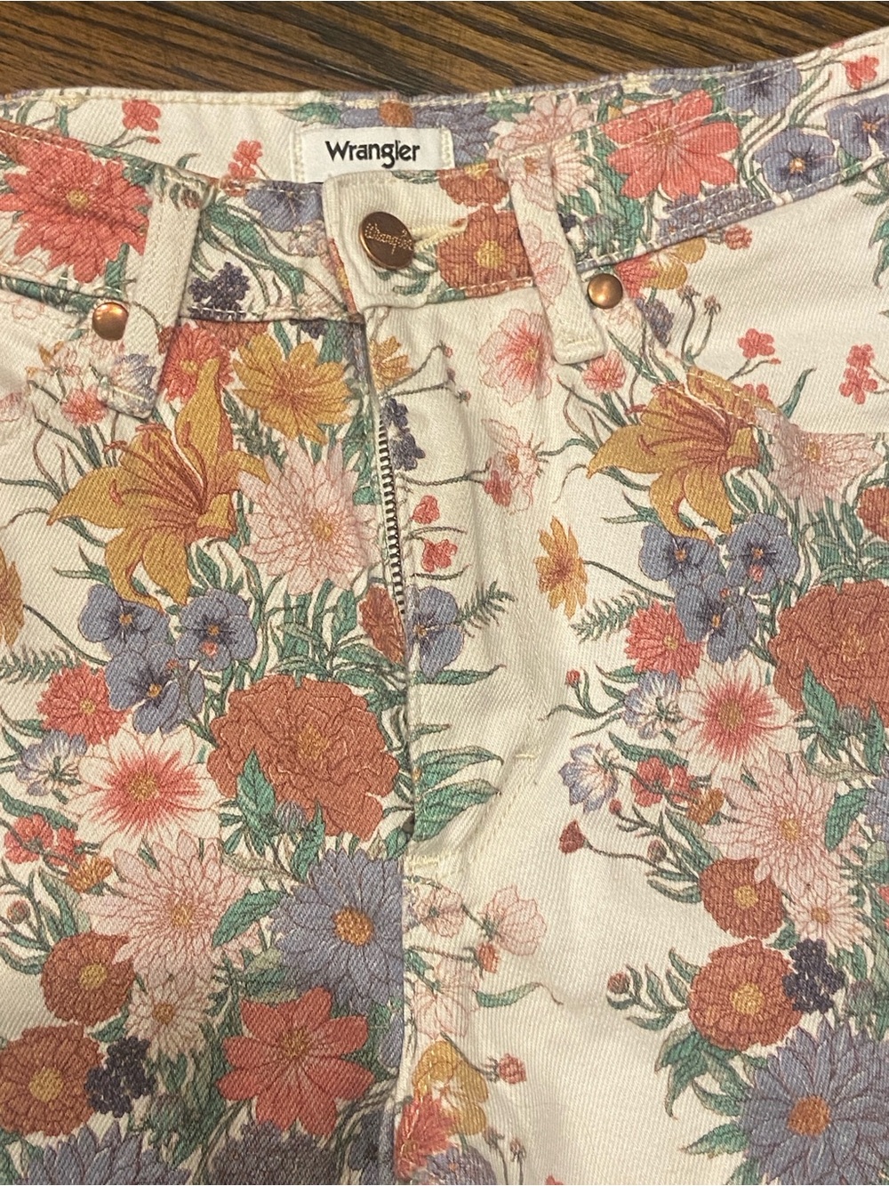 Wrangler Floral Print Westward High Rise Boot size 26/32 Western Feminine Jeans - Picture 2 of 9